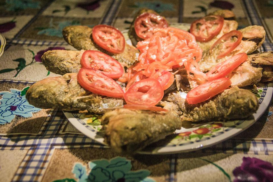 pirañas con tomates